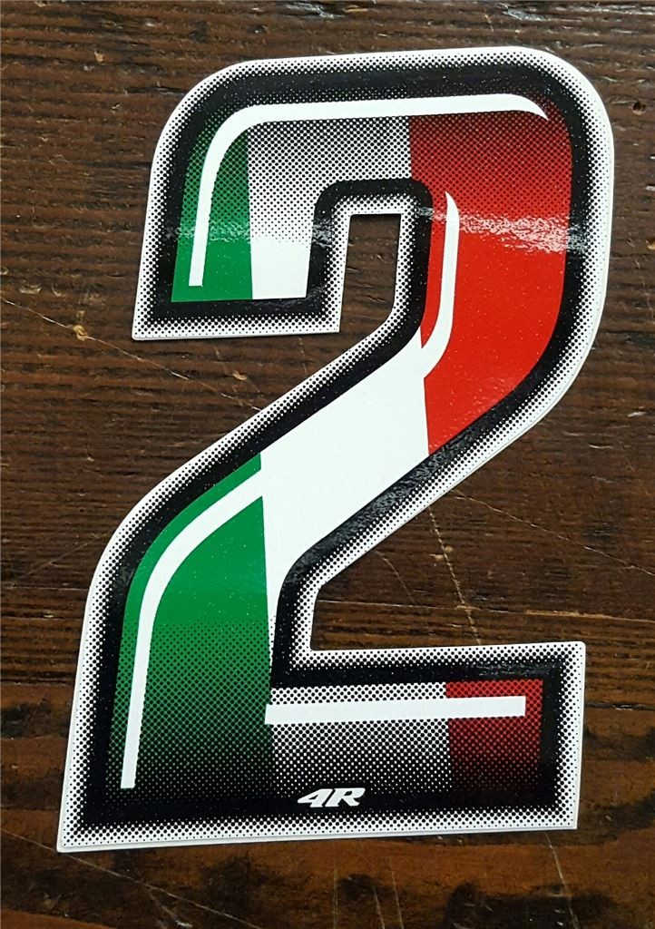 https://www.ilcentaurofeltre.it/eshop/1025/adesivo-4r-numero-2-slim-bandiera-italiana.jpg